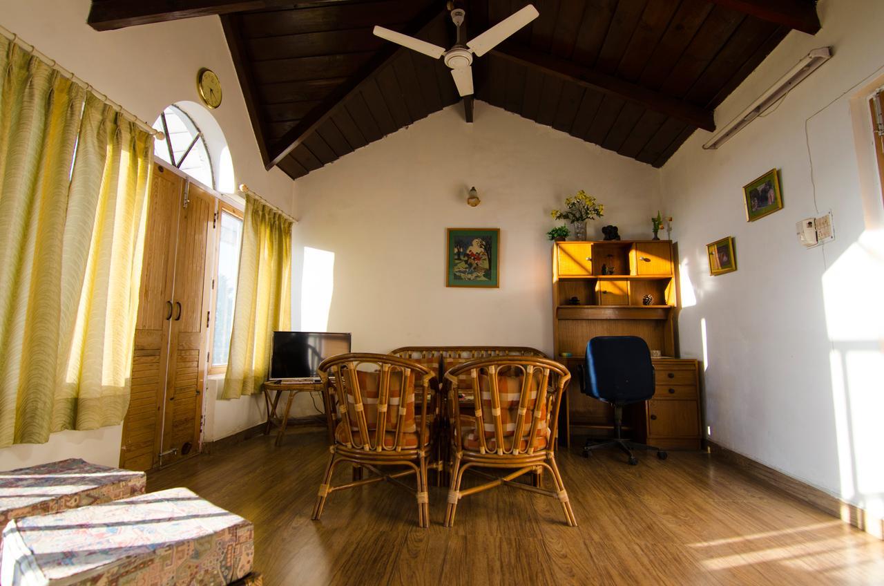 Open View Estate Villa Ranikhet Bagian luar foto